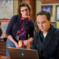 Des photos de Sheldon et Farrah dans le final de Young Sheldon dvoiles